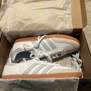 Samba OG White Halo Blue Gum